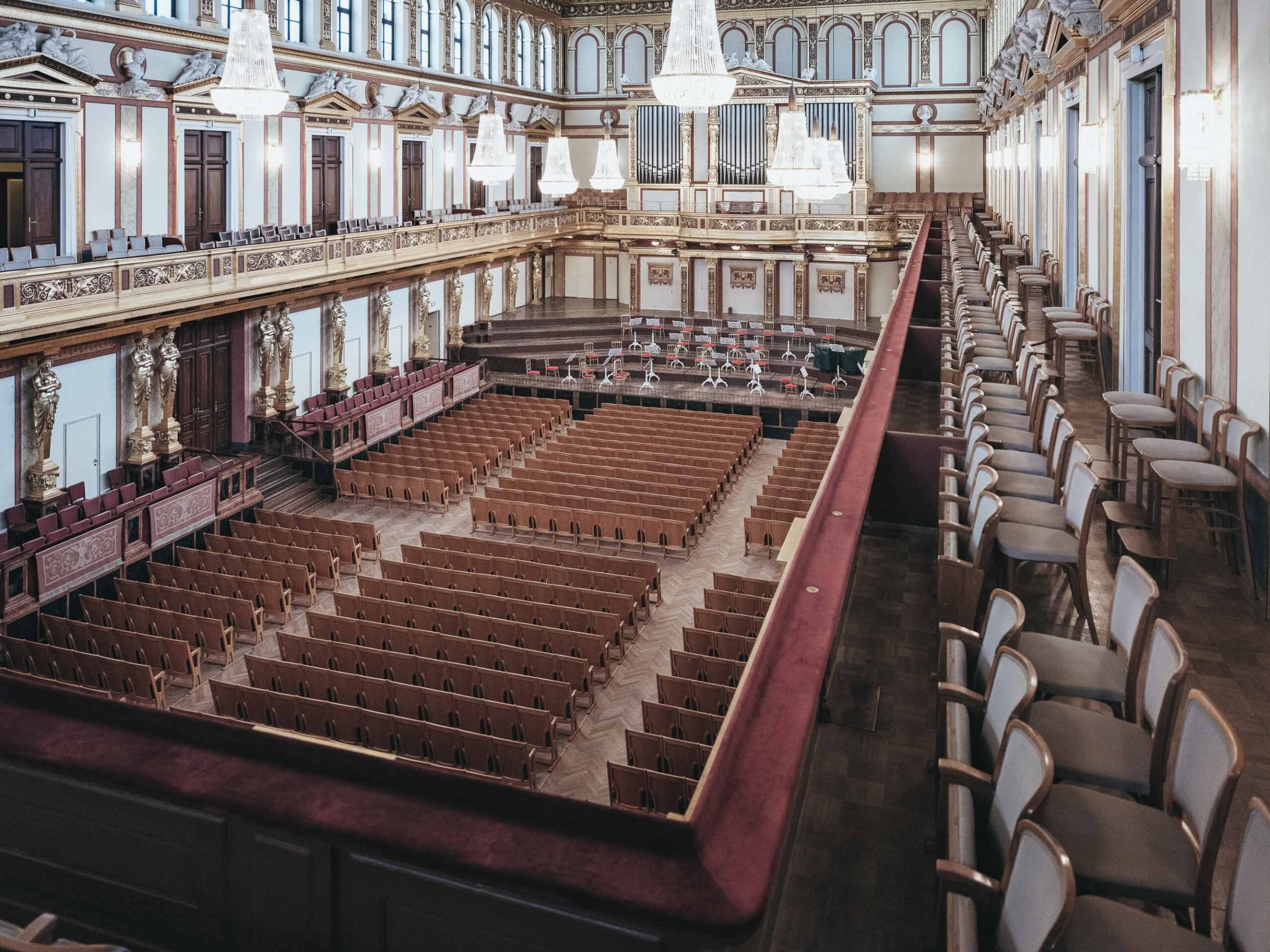 This picture shows a photo from a series of pictures taken at the Musikverein in Vienna.