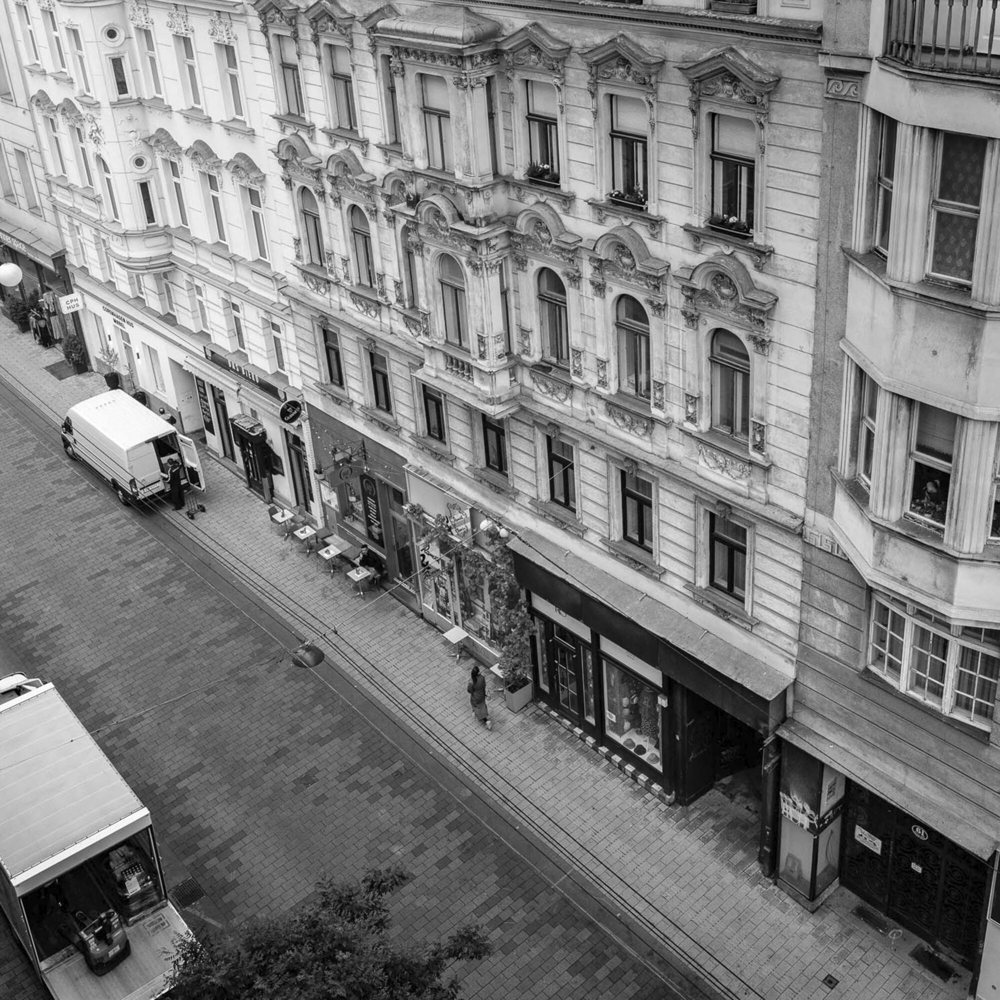 Blick aus dem Fenster der Steuerberatungs Argentur Denk und Umgeher in der Neubaugasse Wien.